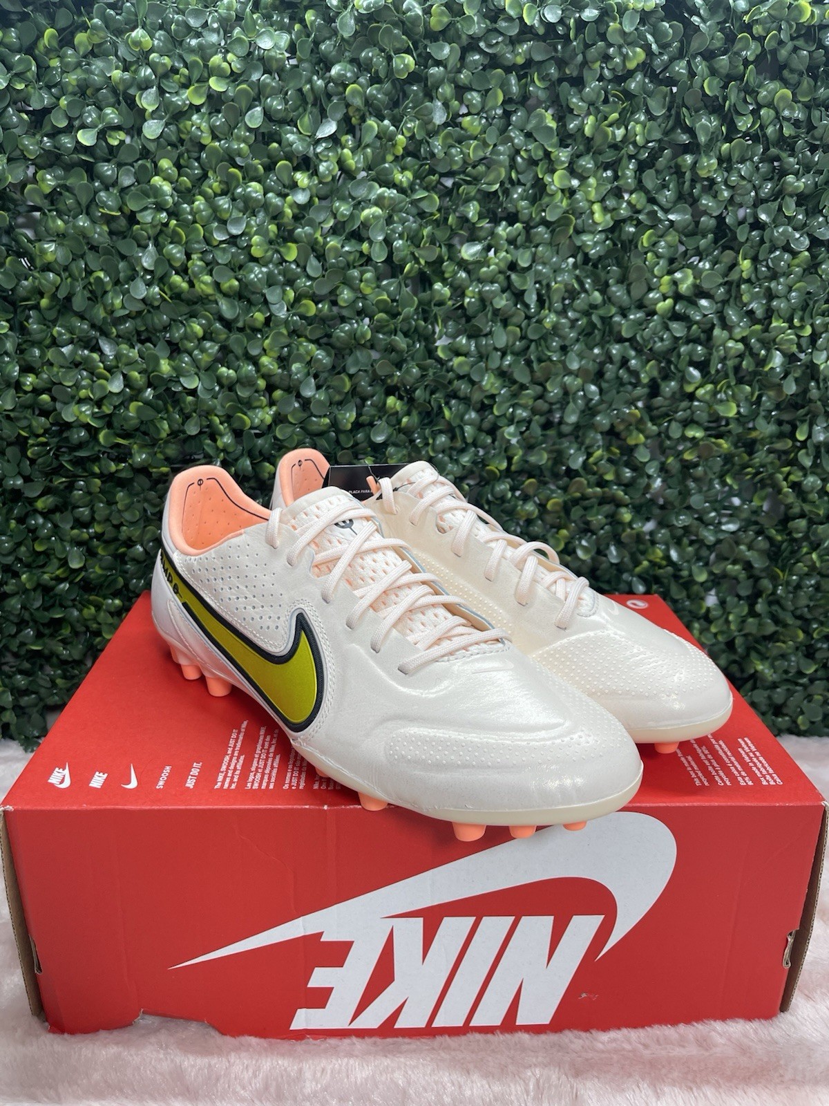 Men's Sz 9 - Nike Tiempo Legend 9 Elite AG Pro “Guava” DB0824-801 Lucent Pack