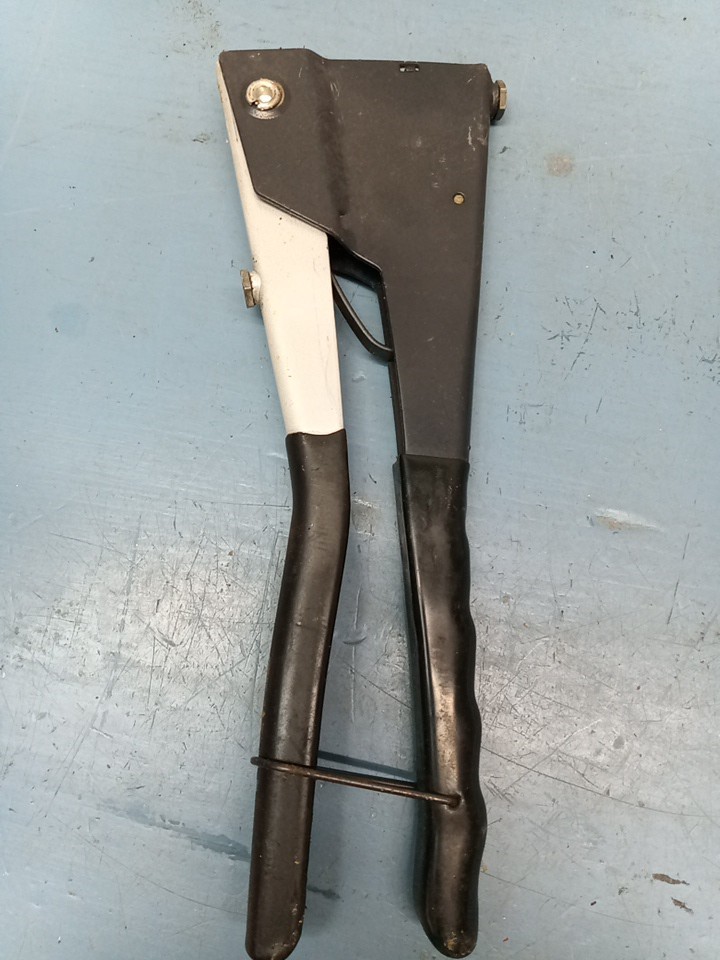 POP Rivetool Model PRG412 (LL)