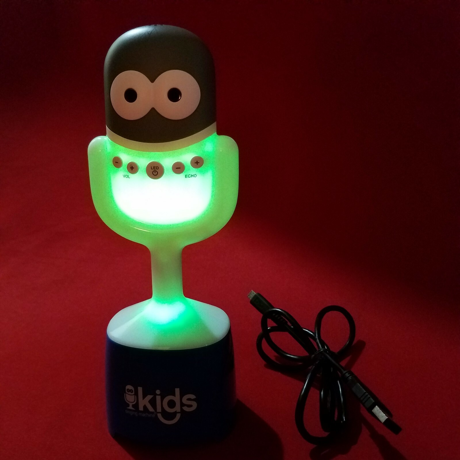 Singing Machine Bluetooth Speaker Mic Guy Color Changing LED Lights