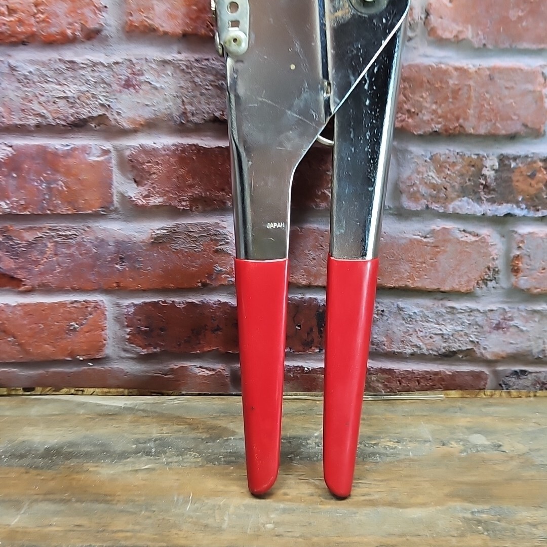 Vintage VSI Riveter Rivet Tool 04299