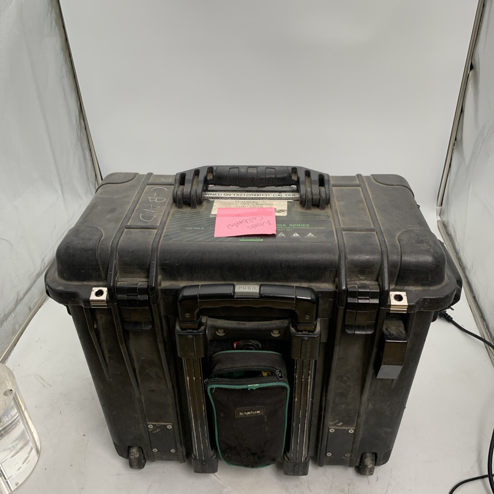 Kaelus IQA-700LB Passive Intermodulation (PIM) Test Set. Needs Calibration