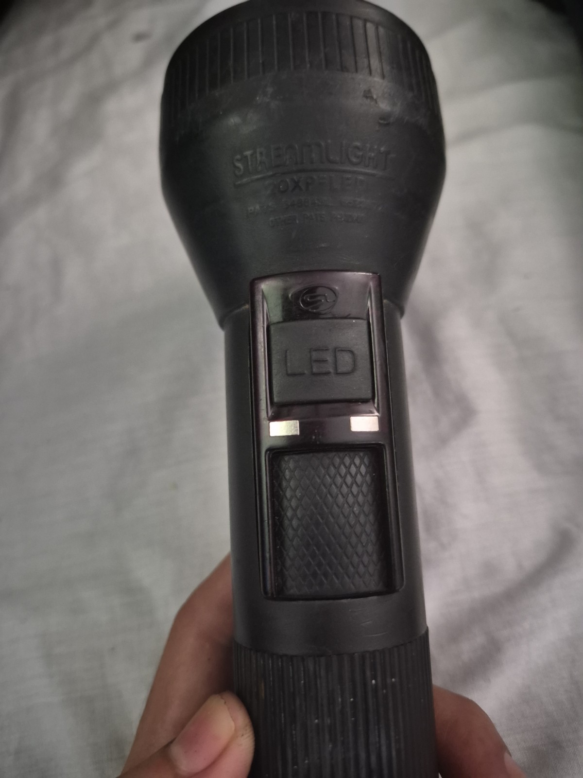 Streamlight 20XP- LED Flashlight Tested Working, No Battery Included.
