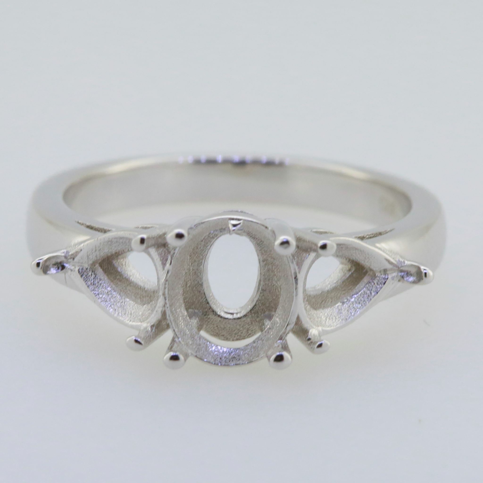 Sterling Silver Semi Mount Ring Setting Oval OV 8x6mm PE 7x5mm 3 Stones