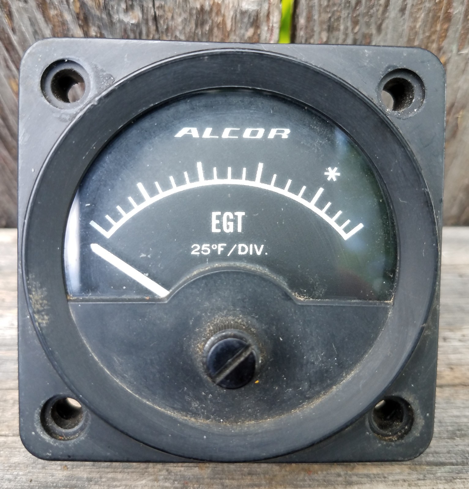Vintage Alcor Aviation Exhaust Gas Temperature Indicator EGT  210-9A