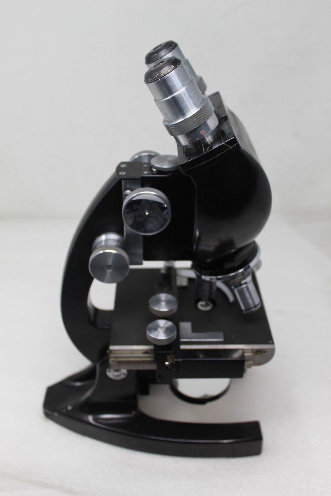 Bausch & Lomb Binocular Microscope w/ 10x optics and 10x, 43x and 97x lens