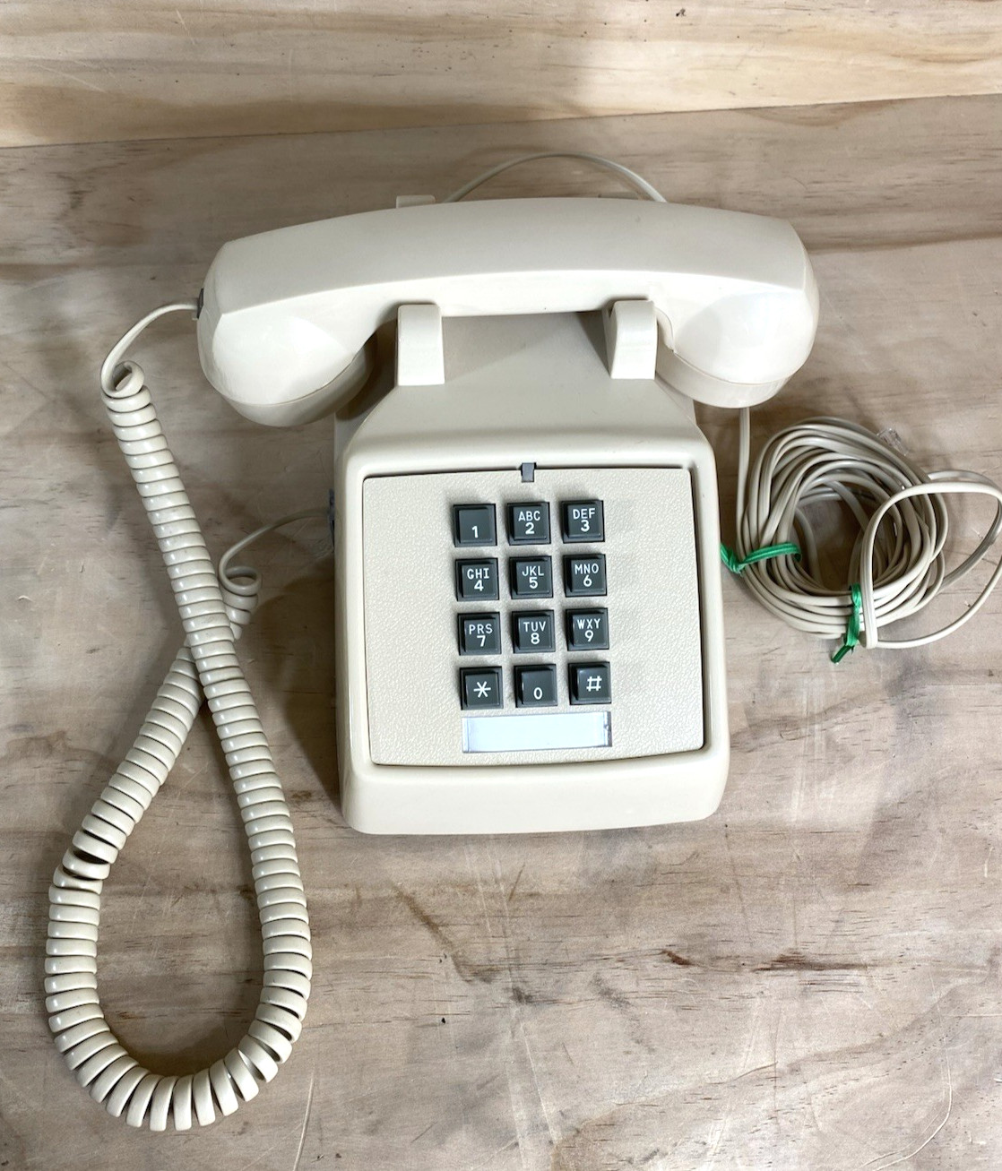 Box CORTELCO Telephone Retro Push Button Desk Phone Tan Volume Control/New  w/o