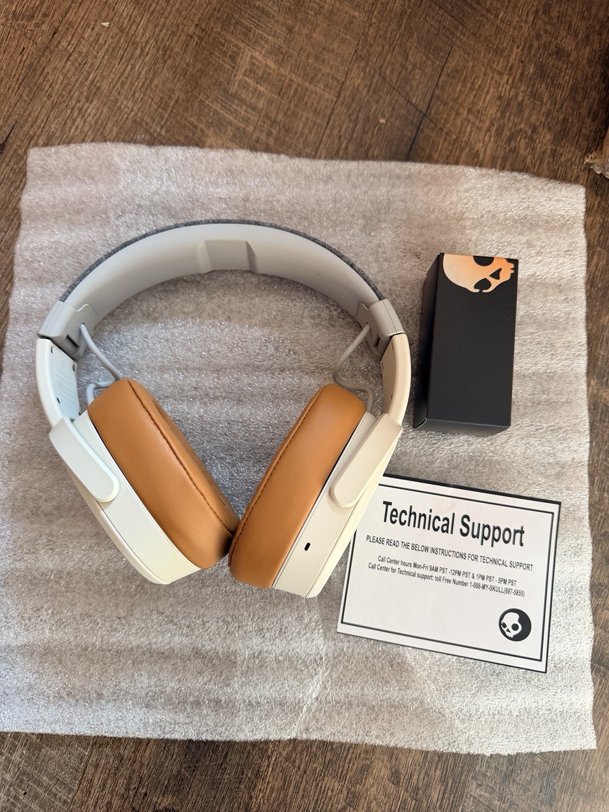 Skullcandy Crusher Wireless S6CRW Over-Ear Headphones  - Manufacture Referb
