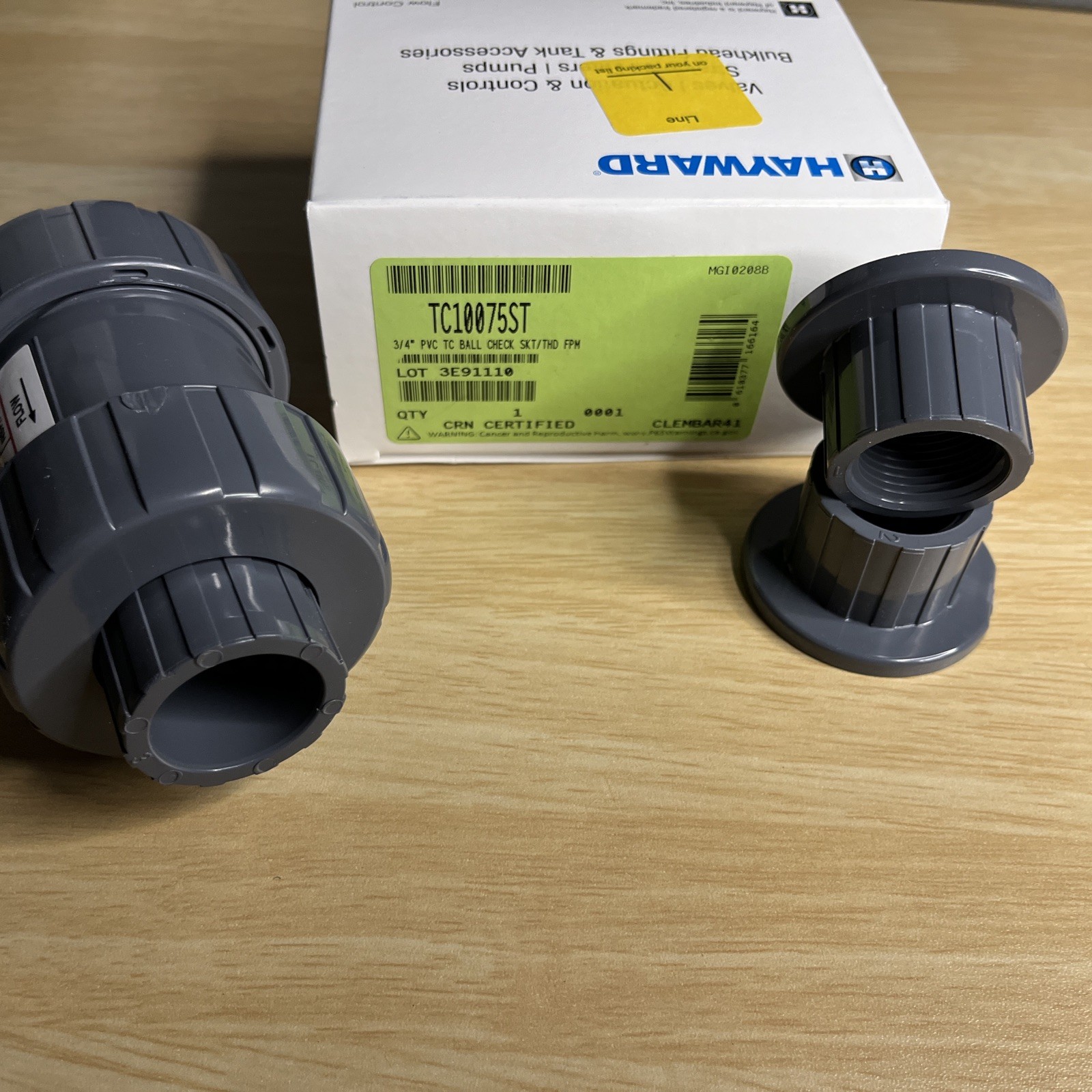 Hayward TC10075ST 3/4" PVC Check Valve Glue FEMALE And NPTF BRAND NEW IN BOX