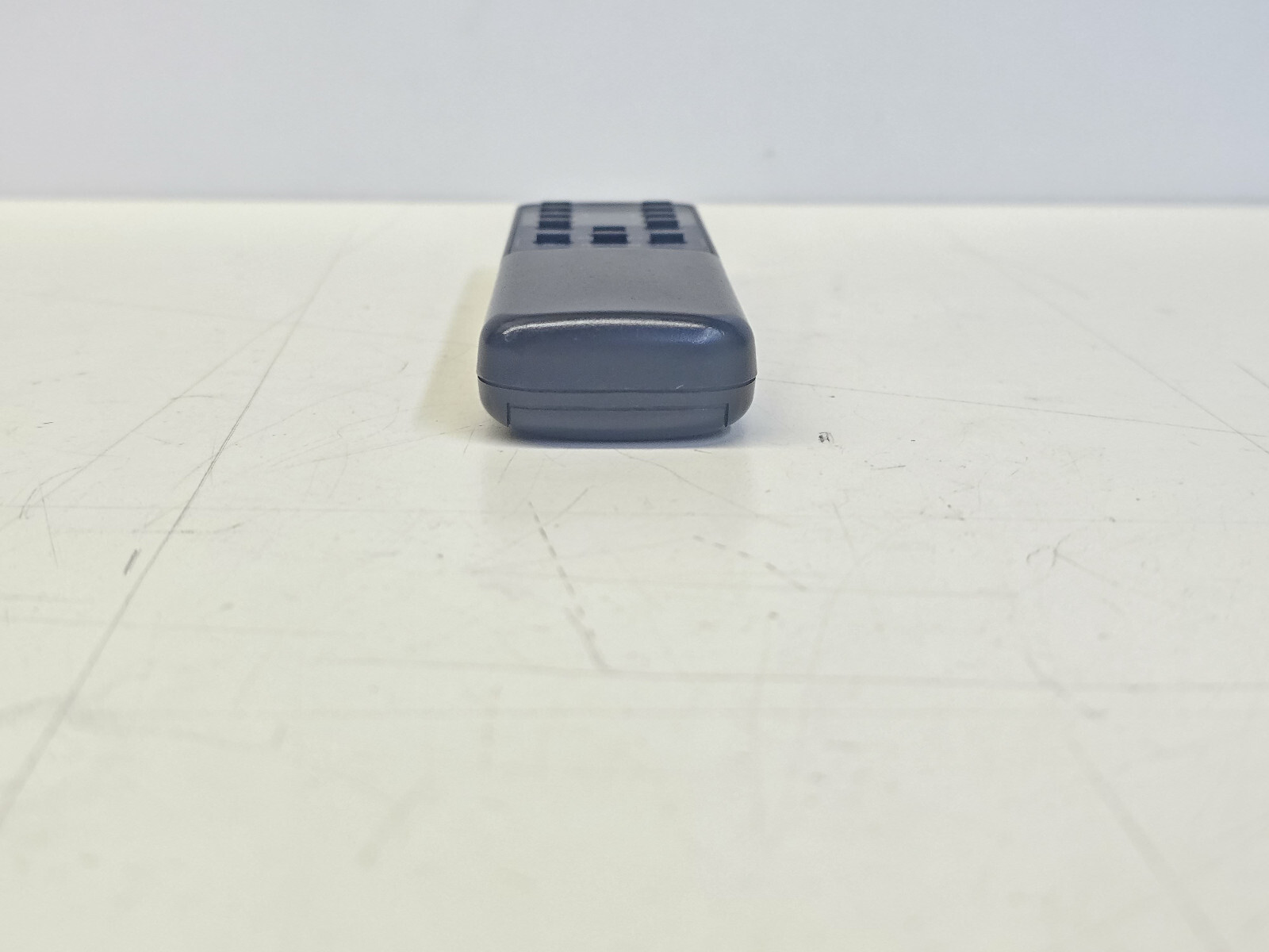 Genuine Apple TV/Video System 658-0086-A Remote Control TESTED