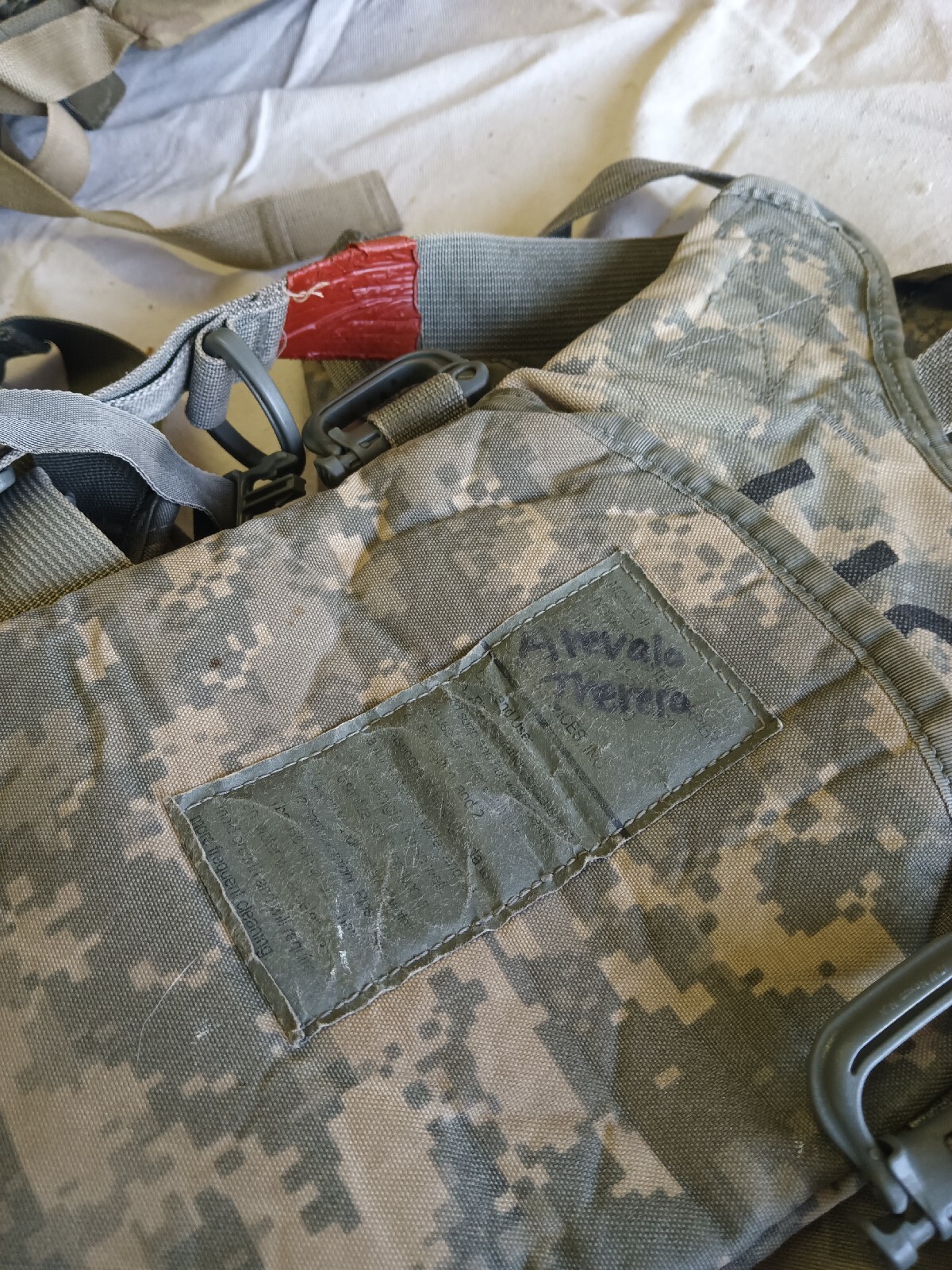 ACU / UCP Camelback Hydration Carrier USGI 100 OZ 3L System US Army No Bladder