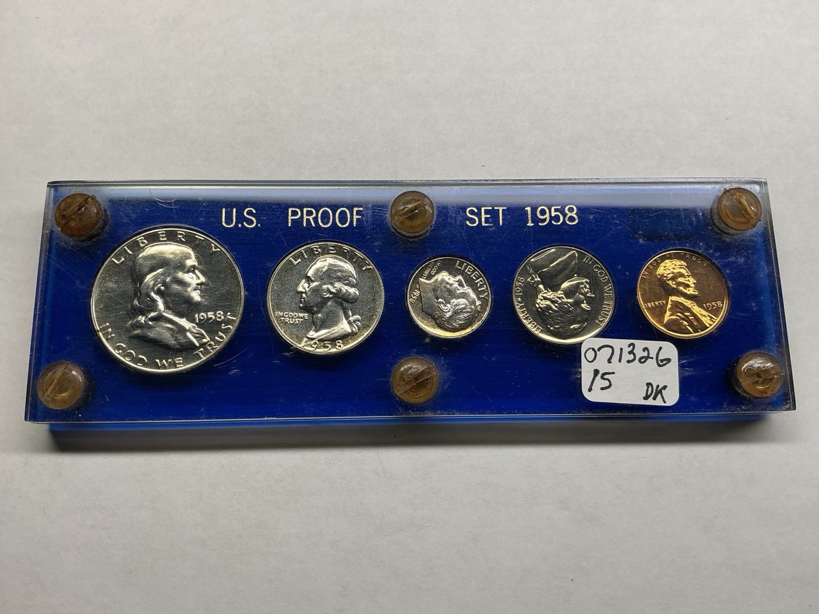 1958 US Mint Silver Proof Set with Vintage Blue Capital Holder 071326 15dk