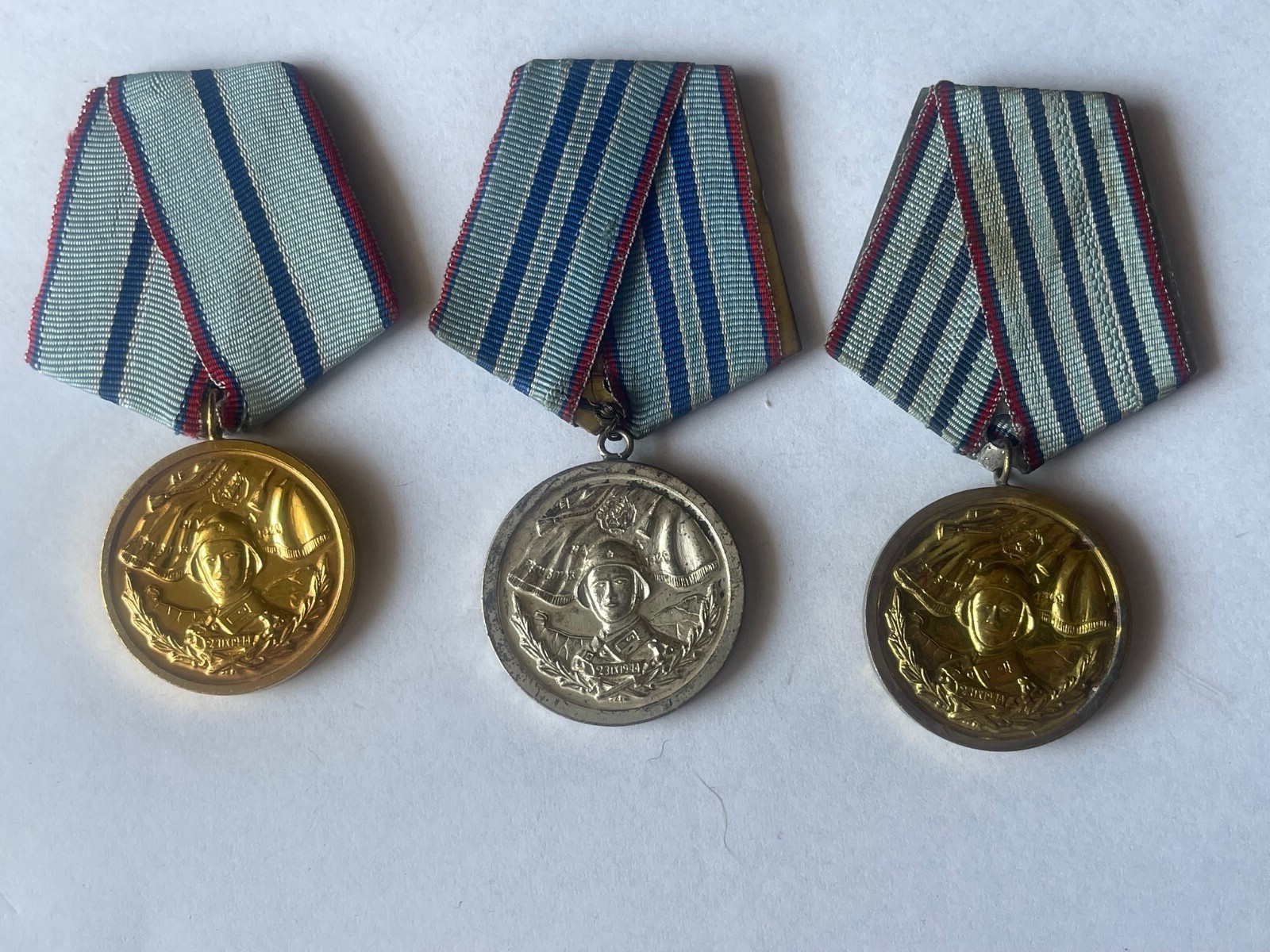 3 MEDALS 10,15, 20 YEARS SERVICE IN BULGARIA COMMUNIST ARMY-first 2 old emission