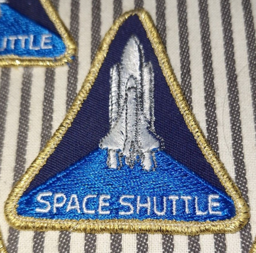 NOS NASA SPACE SHUTTLE TRIANGLE EMBROIDERED PATCHES w/GOLD 3" PATCH - 7 AVAILBLE