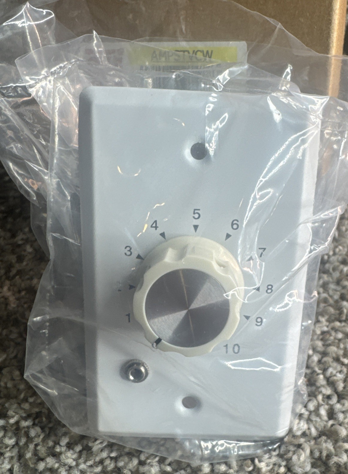 OWi AMPSTVCW Line Level Dual Stereo/Mono Volume Control, White (G31)