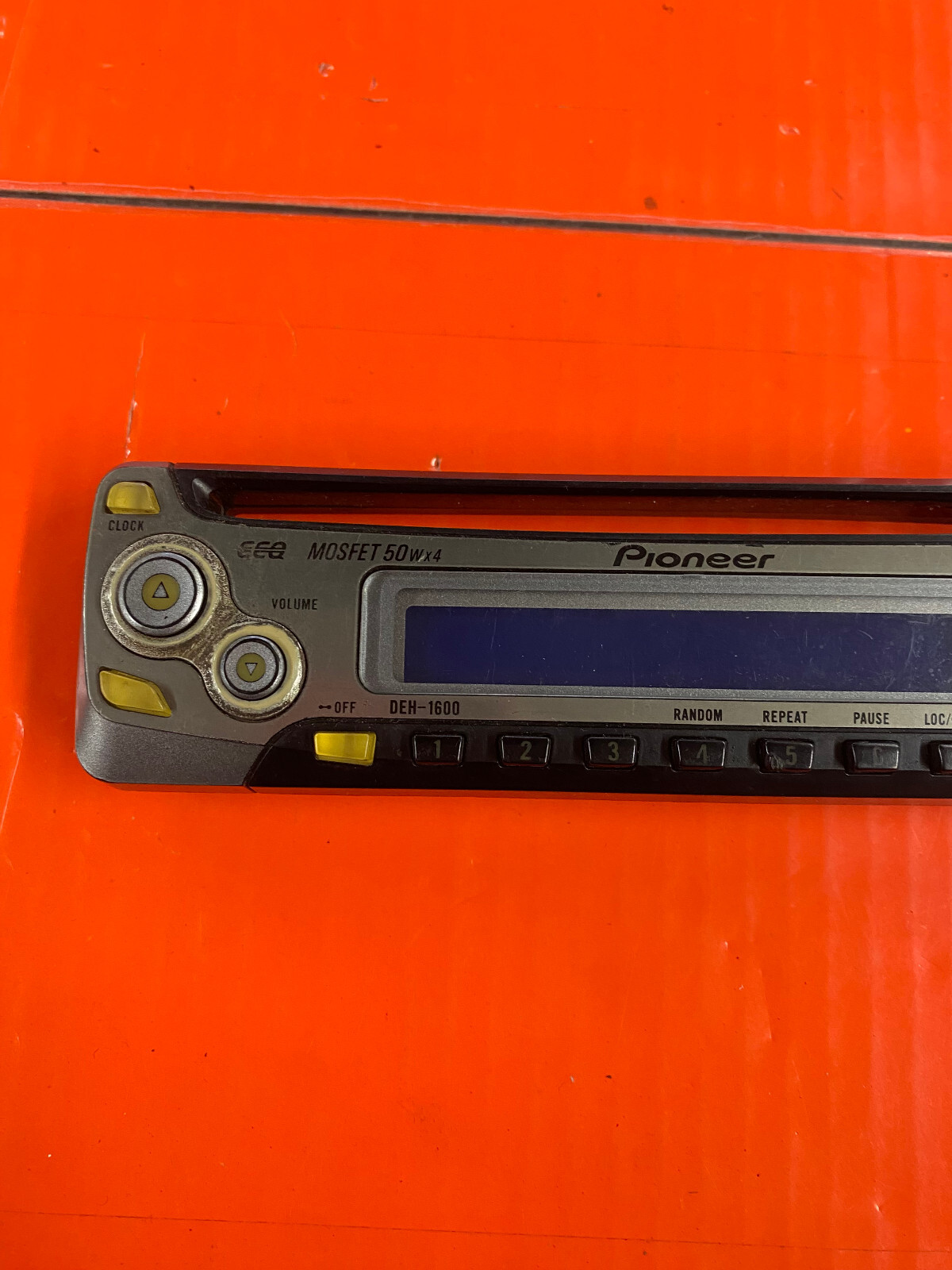DEH-1600 faceplate