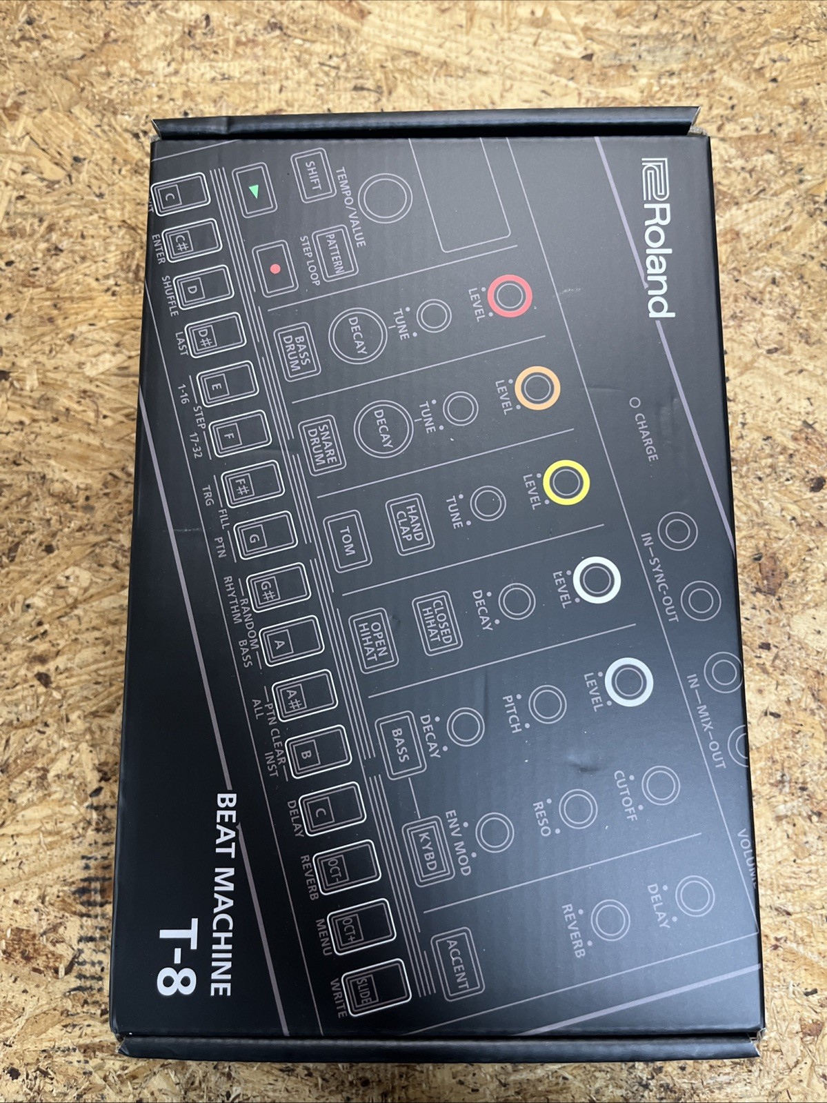 Roland T-8 AIRA Compact Beat Machine Synthesizer Drum Machine