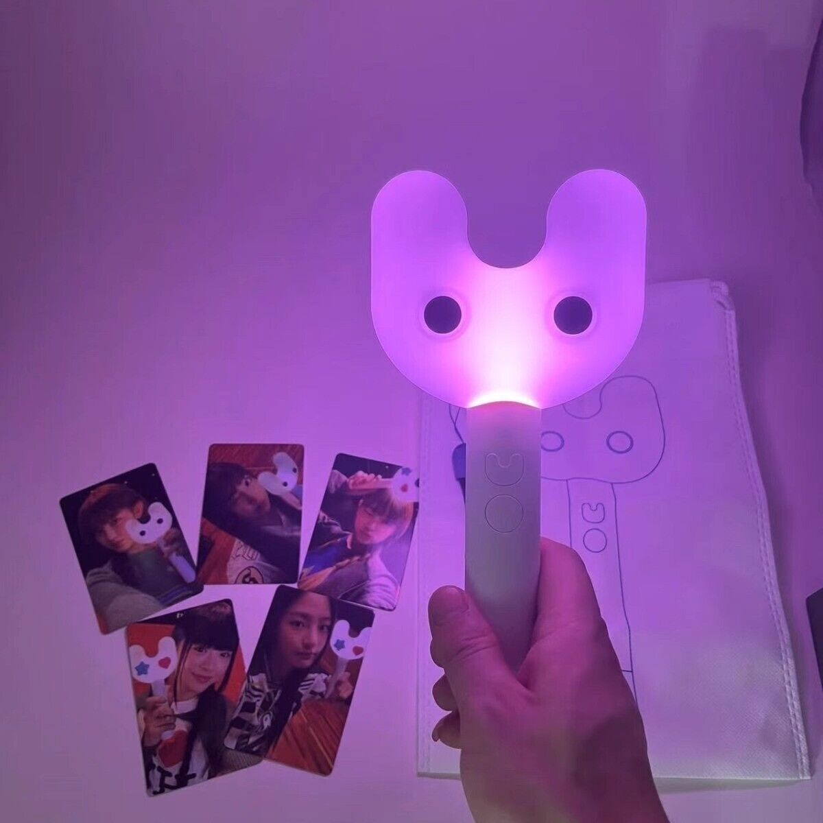NewJeans Concert Color Changing Fluorescent Lamp Light Stick Fans Prop Gift Card