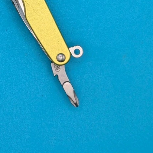 Leatherman JUICE KF4 Multi-Tool! ELECTRIC YELLOW!