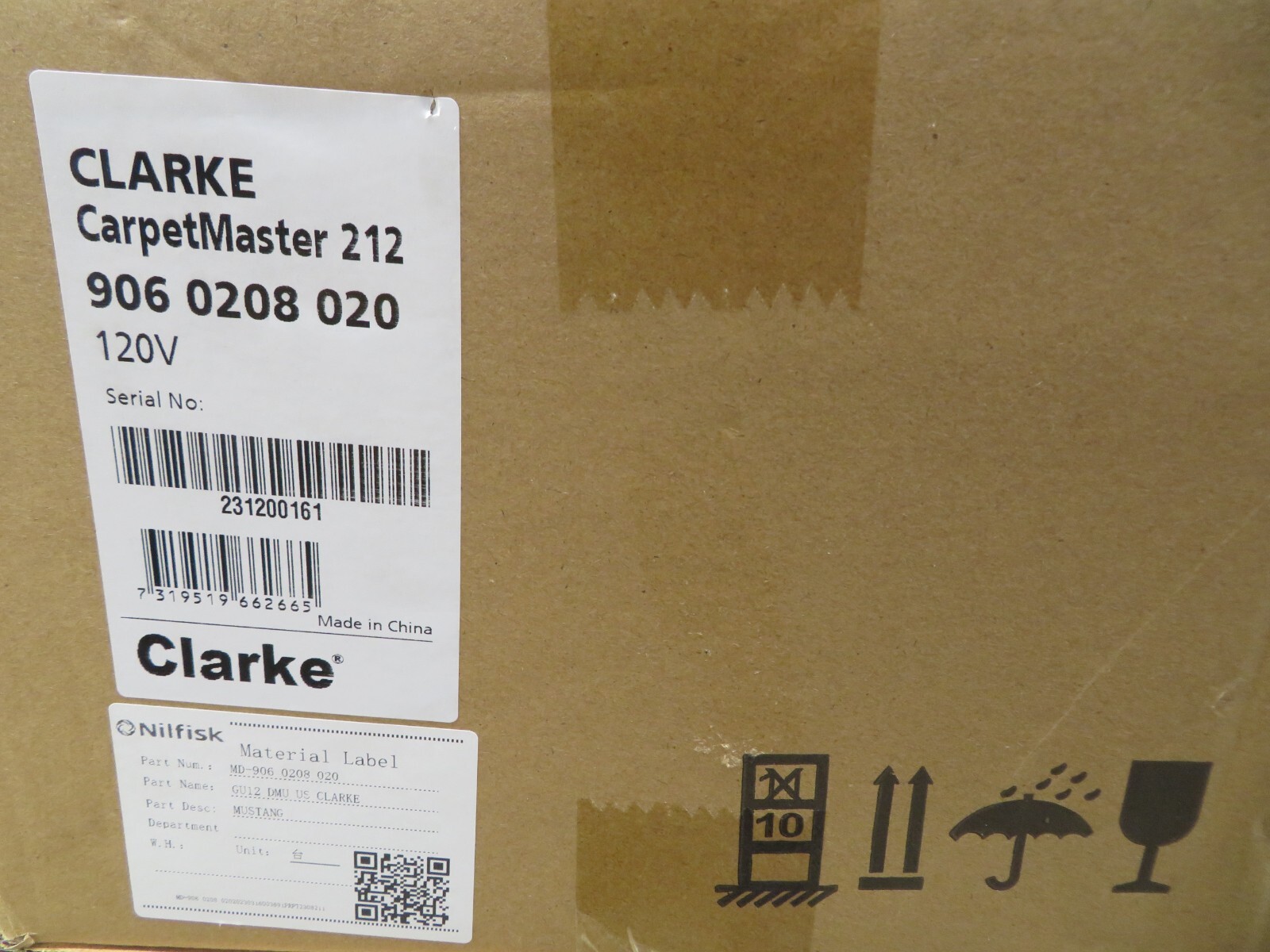 Clarke Upright Vacuum CarpetMaster 212 12" Dual Motor with HEPA Filtration