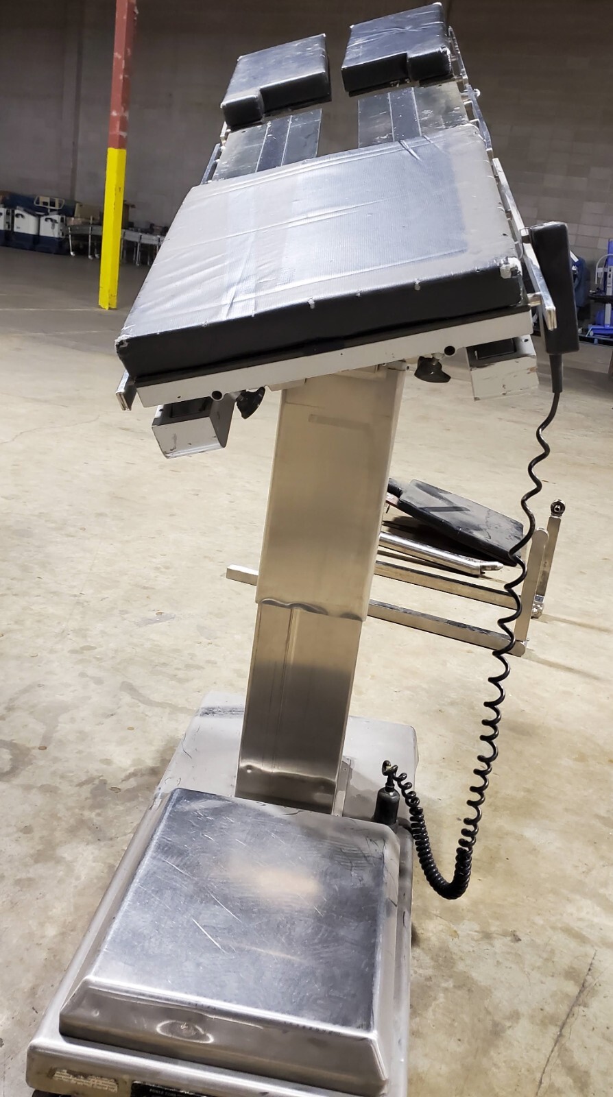 Skytron Ortho 1100 Surgical Table w/Accessories