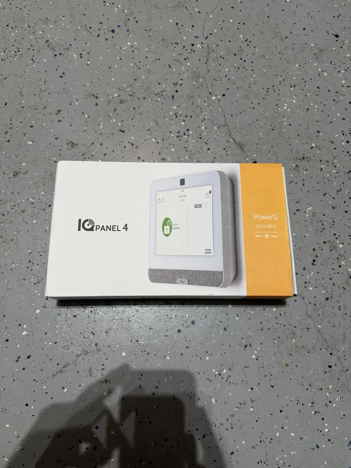 IQPanel4 Wireless Smart Home Automation Security Panel 319.5 MHz. VERIZON OBO