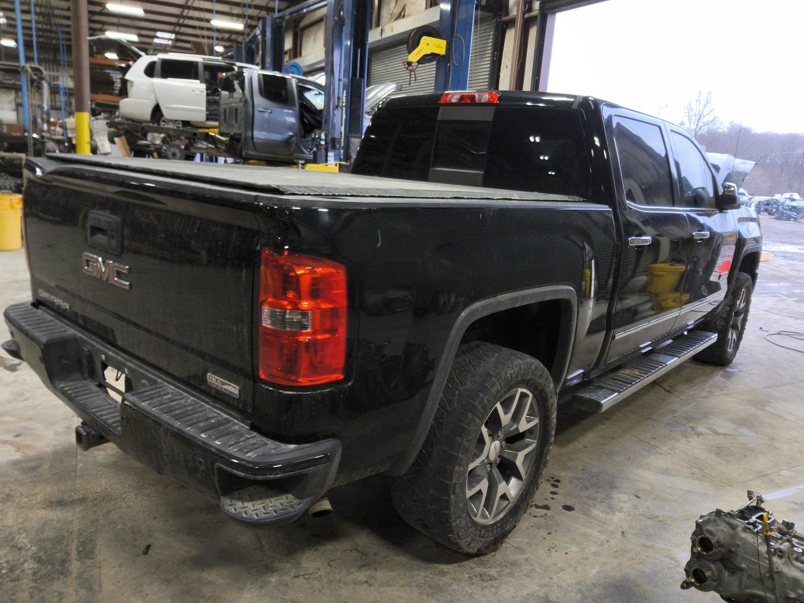 Used Battery Tray fits: 2015 Gmc Sierra 1500 pickup  Grade A