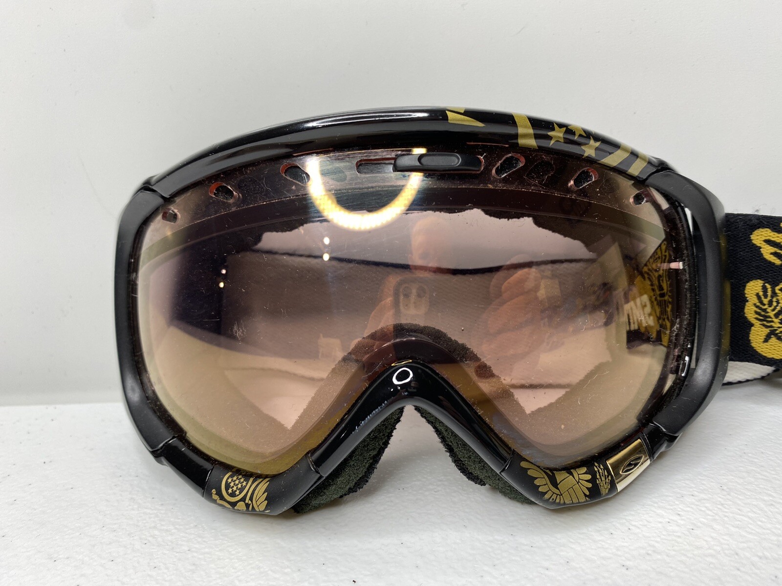 Smith Snowboarding/Skiing Goggles Gold And Black.