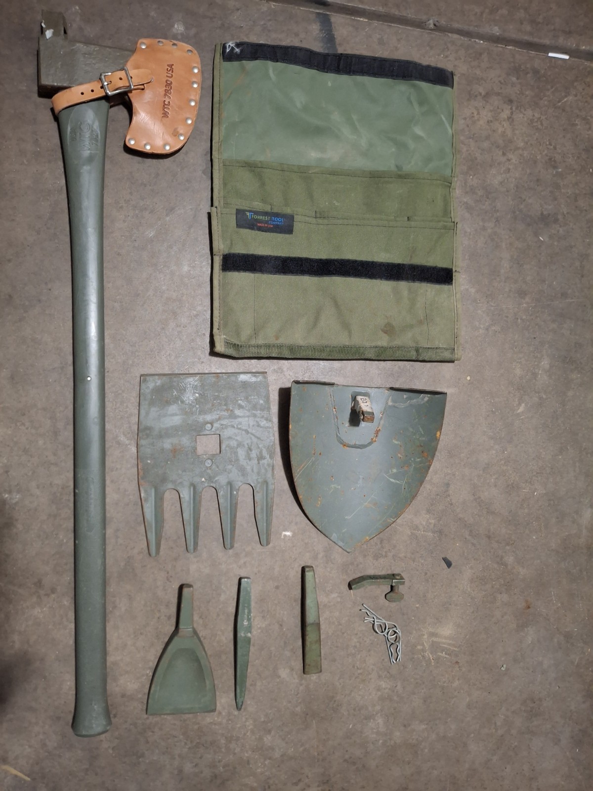 MAX Military Multi Purpose Tool 7-in-1 Complete Kit Military Surplus Used