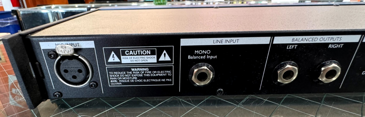 TC Helicon VoiceWorks Vocal Harmonizer Effects Correction Processor