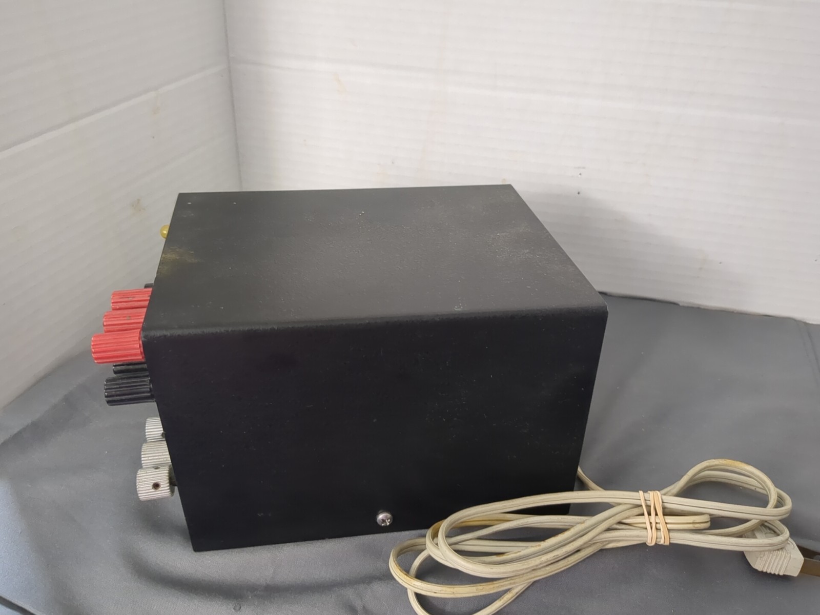 Vintage Laboratory Function Generator Heathkit (?) Model Testing Sine Meter