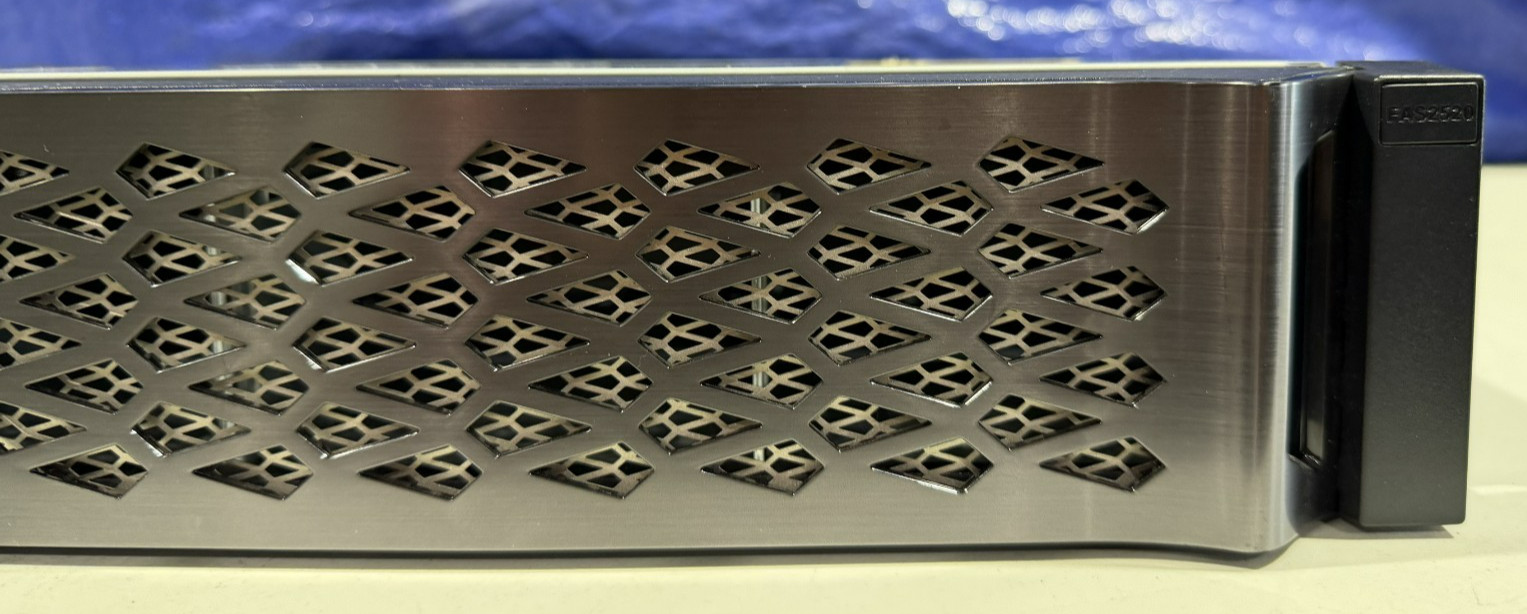 NetApp NAJ-1502 Expansion Shelf Disk 12x LFF 2x Controllers IOM12 #3 See Desc.