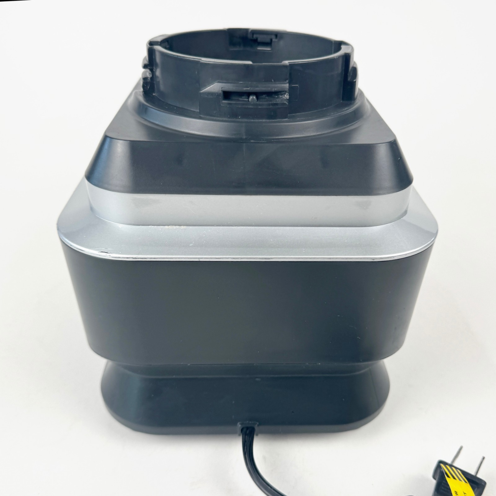 Ninja Professional Blender System Base Motor Only 1100-Watt Model BL740