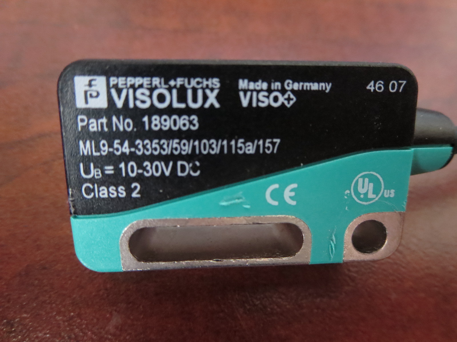 Pepperl Fuchs (Visolux) Retroreflective Sensor ML9, new