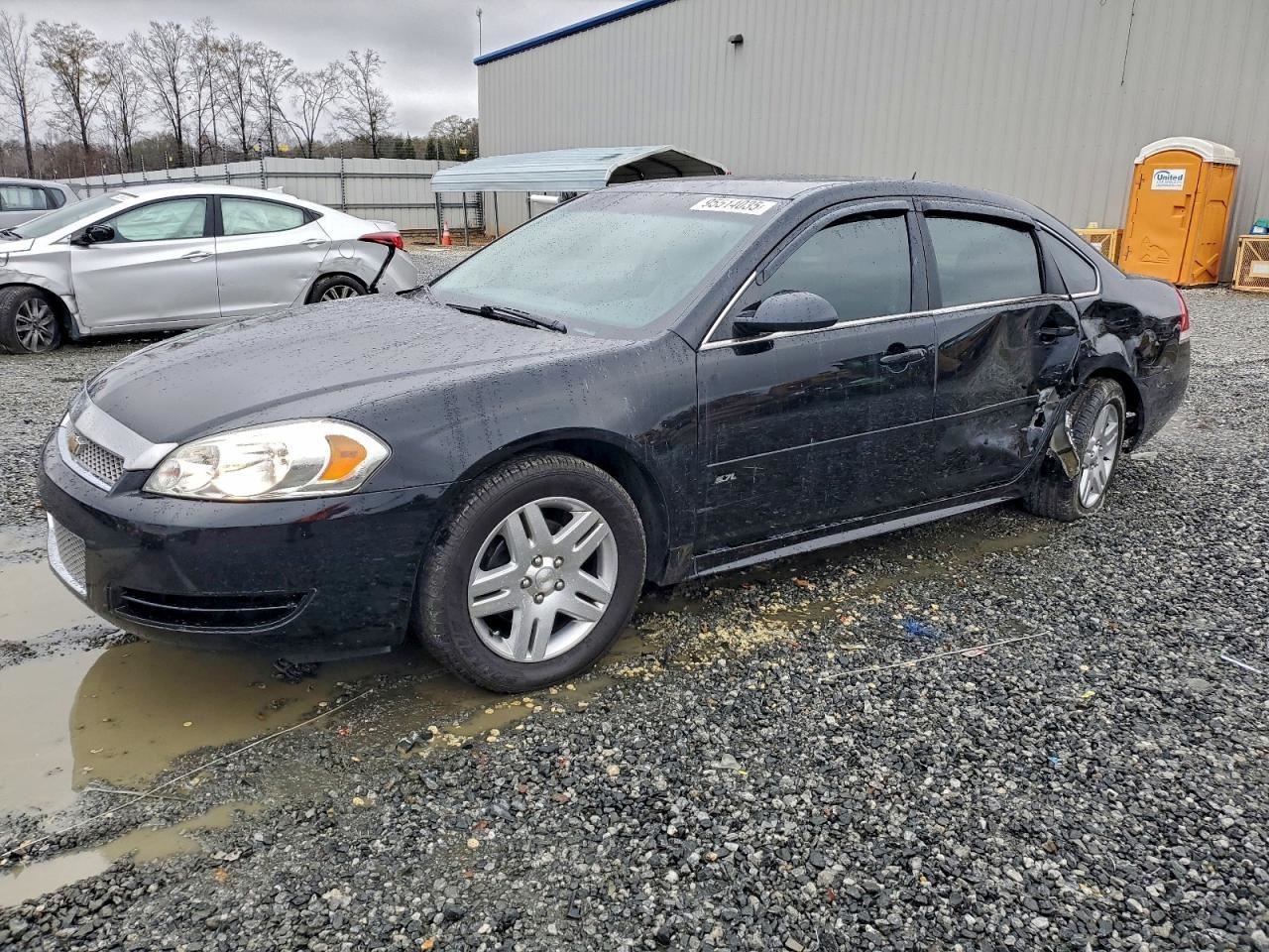 IMPALA    2013 Glove Box 4950178
