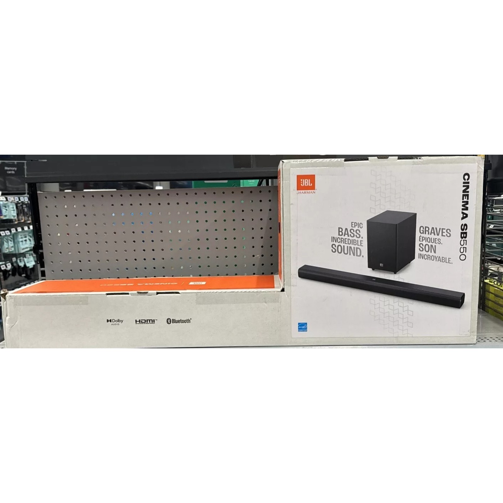 JBL JBLSB550BLKAM CINEMA SB550 3.1 Channel Soundbar with Wireless Subwoofer,