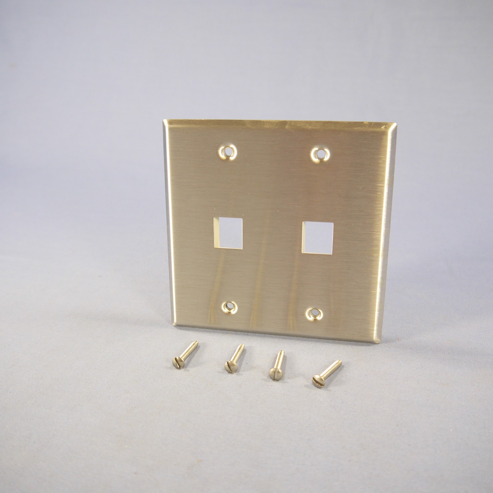 Leviton STANDARD 2-Port 2-Gang Stainless Steel Quickport Wallplate 43080-2S2