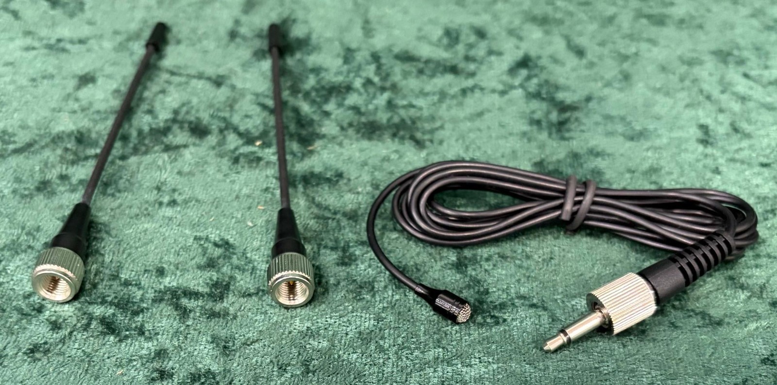 Nady Systems d-450