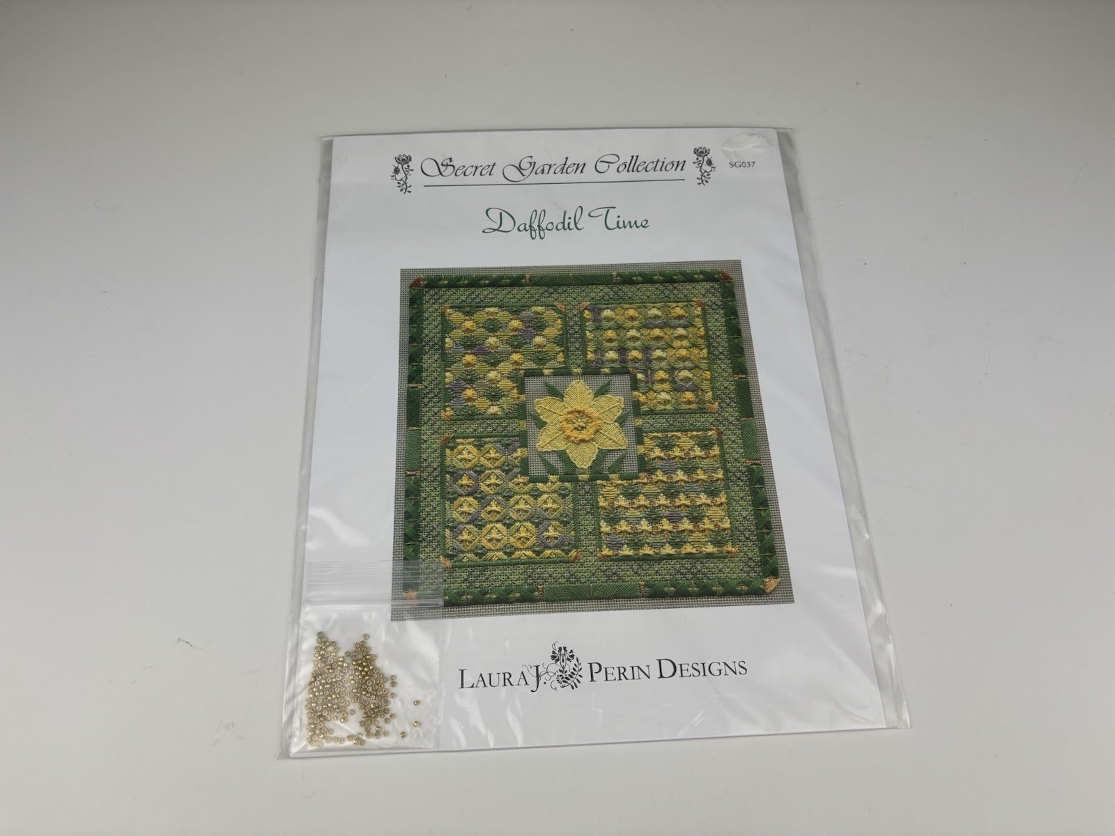 Laura J Perin Design Garden Collection Daffodil Time Needlepoint Pattern 2S