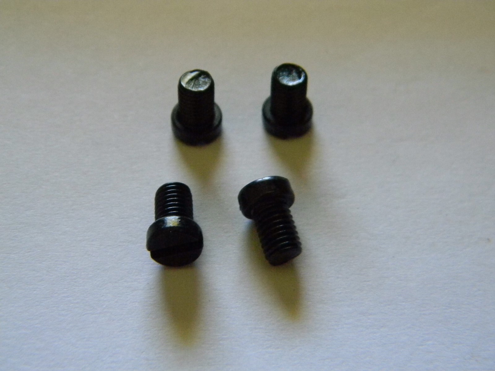 Gun Screws- Blued Slotted Fillister Head 8-40 X 1/4" (4)