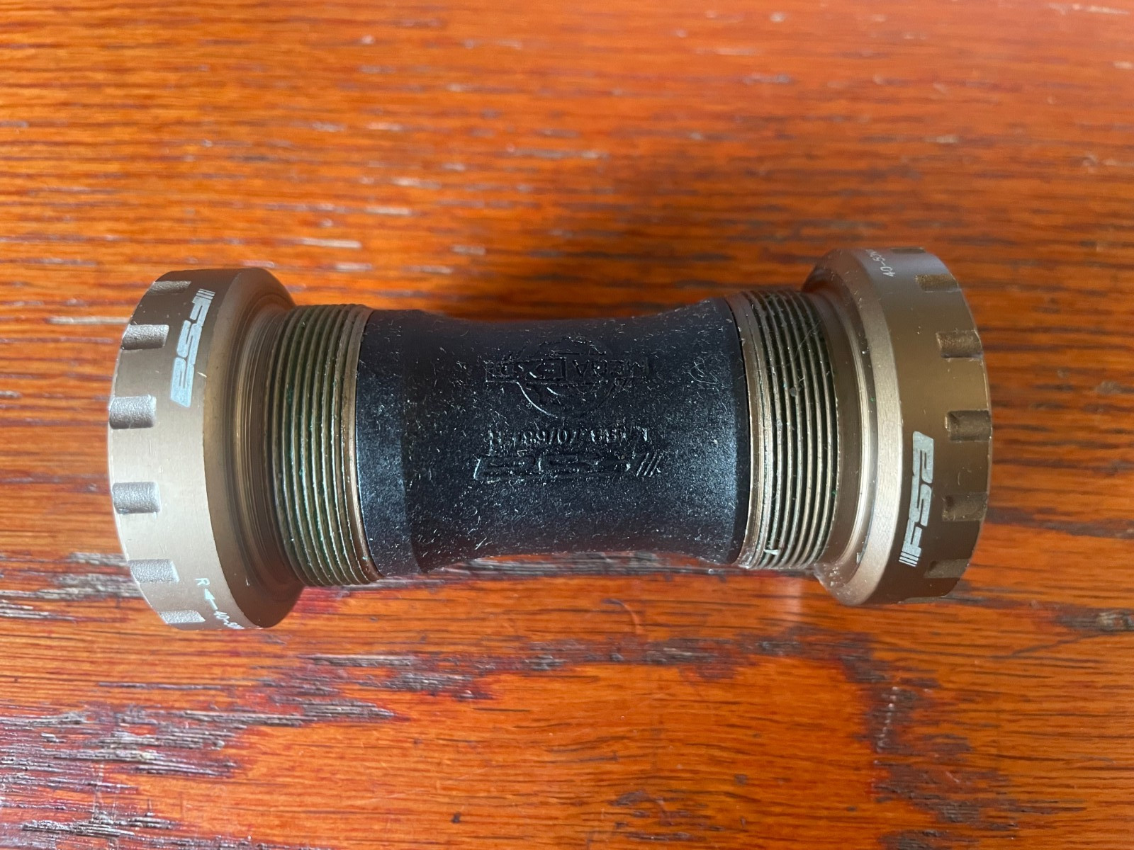 FSA BB-6000/8000 Gossamer MegaExo 24mm Spindle Bottom Bracket 68 x 24mm FMX68
