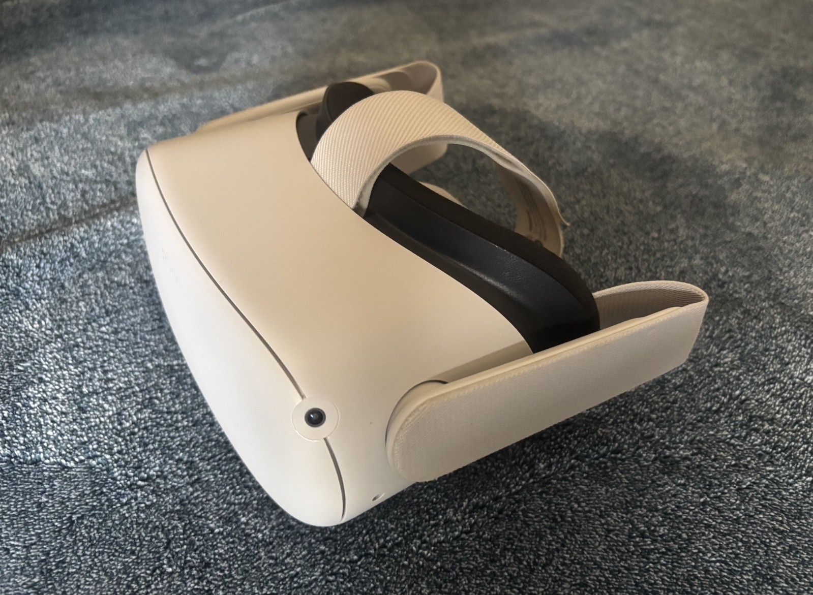 Meta Oculus Quest 2 128GB VR Headset with Controllers
