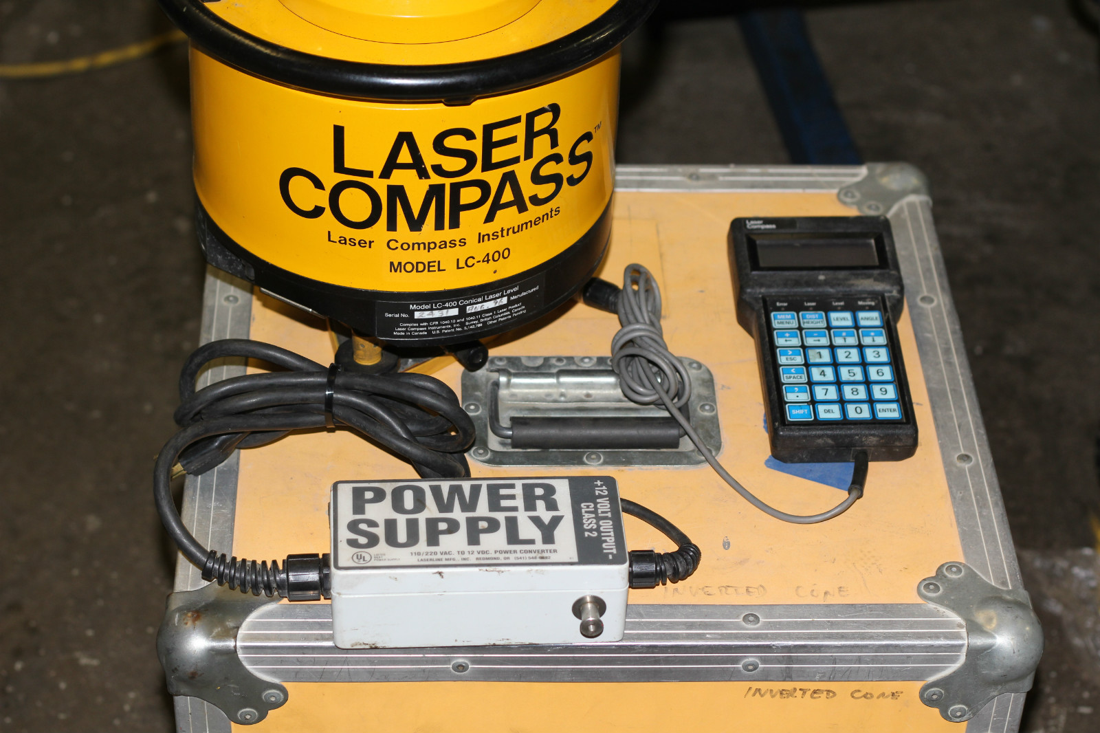 LASER COMPASS LASER LEVEL MODEL LC-400 WITH CASE