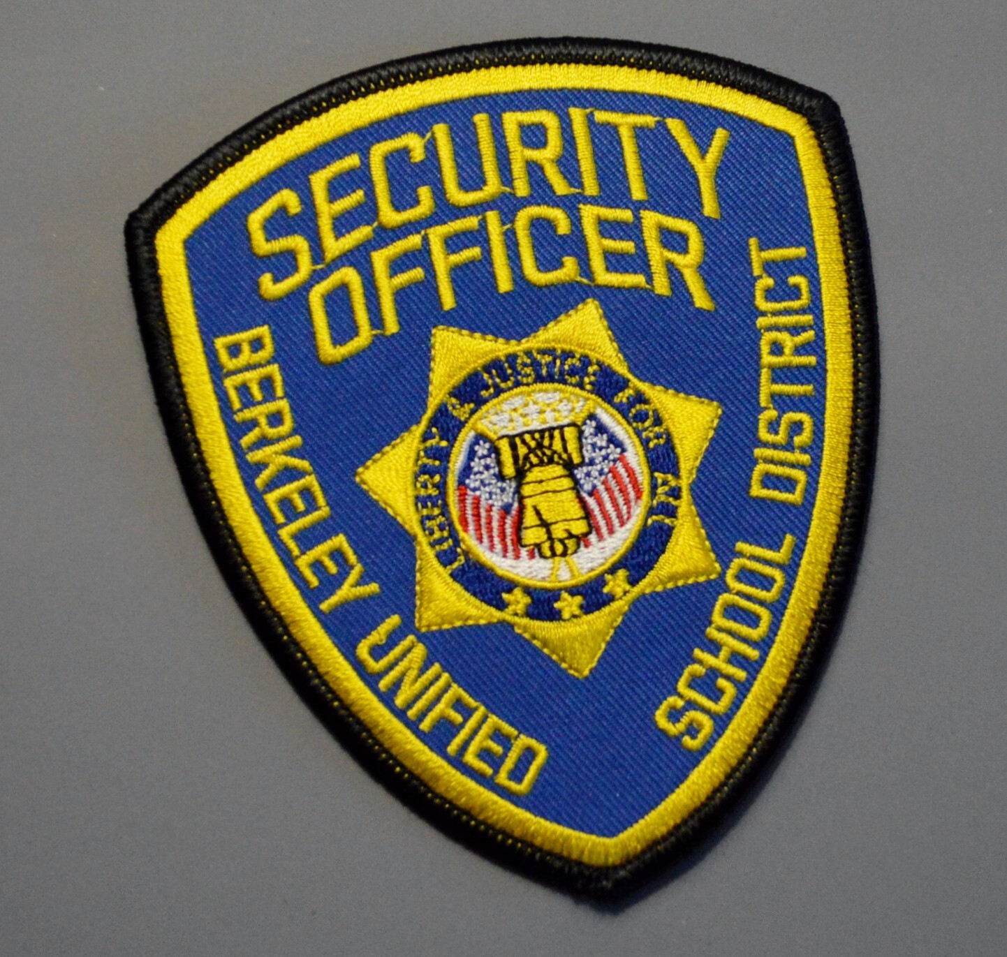Vintage Berkeley Unified School District Security Officer Patch  +++ Mint CA