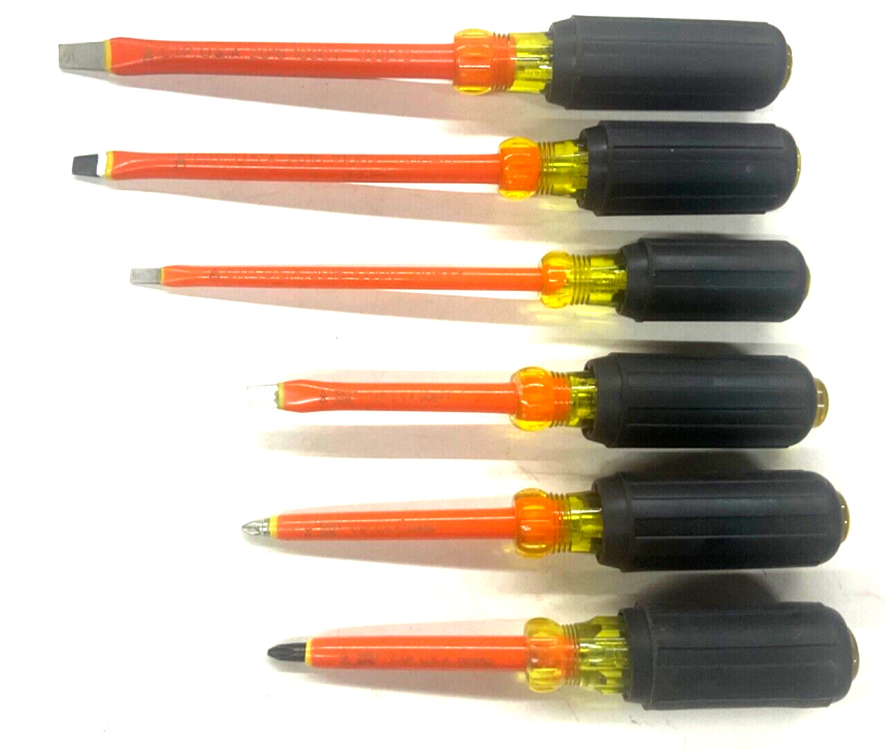 LOT of CIP CERTIFIED INSULATED PRODUCTS 1000V INSULATED SCREWDRIVERS, USA