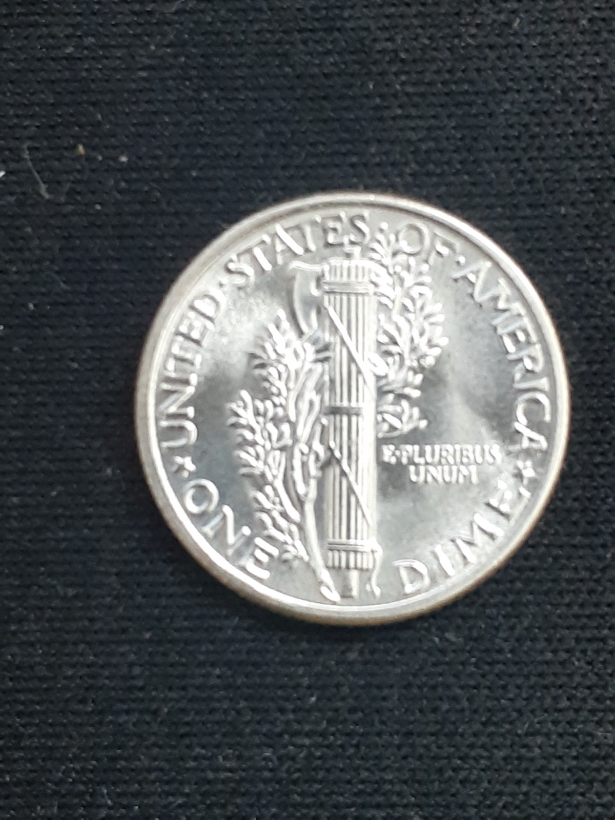 1942 MERCURY DIME UNCIRCULATED