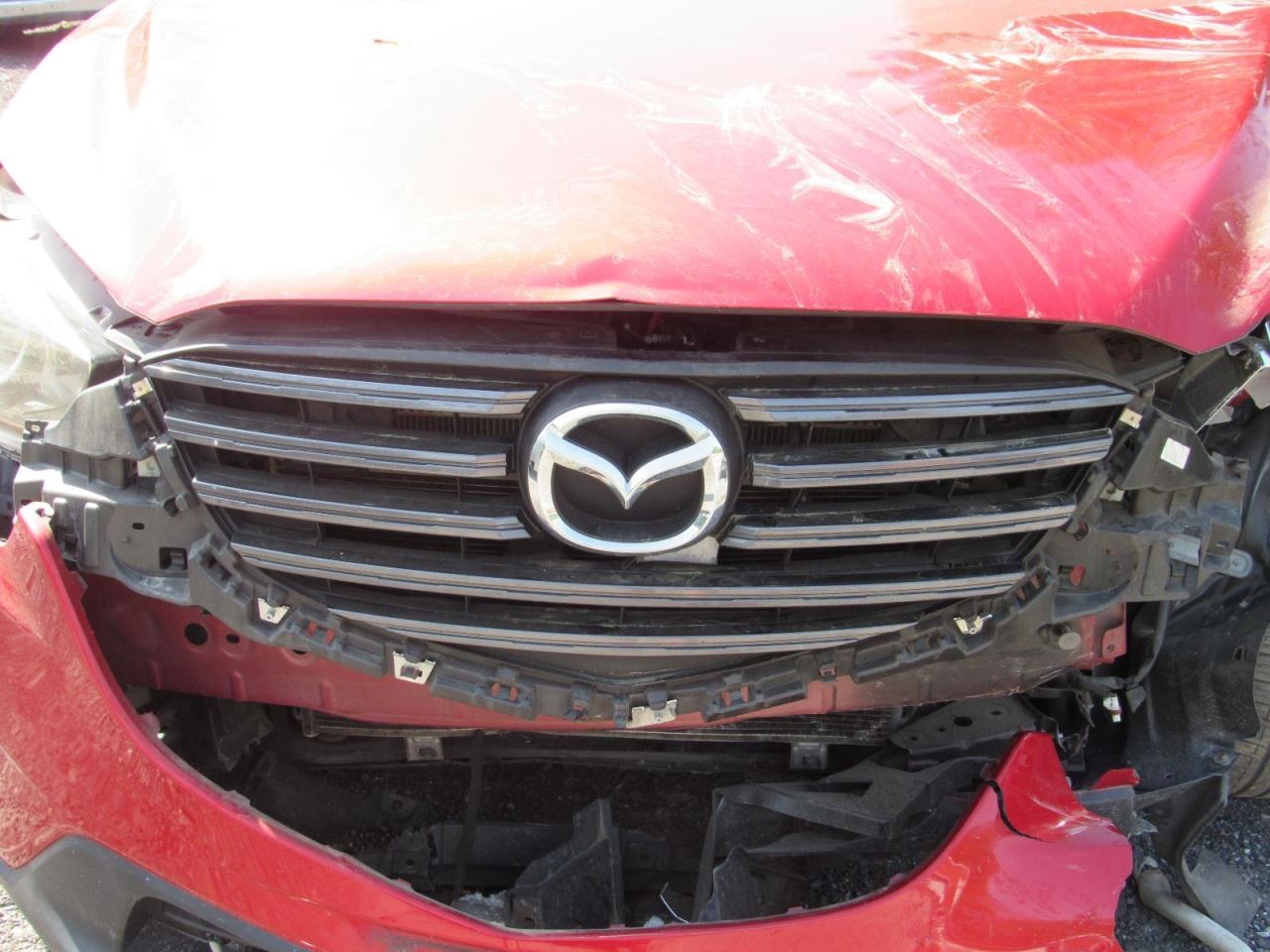 CX-5 2016 Glove Box 1043648