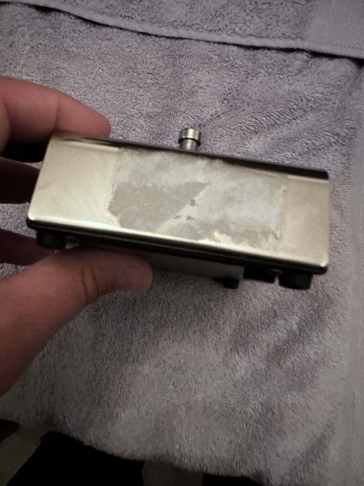 Akai “Professional” Compressor: Electric Guitar Pedal