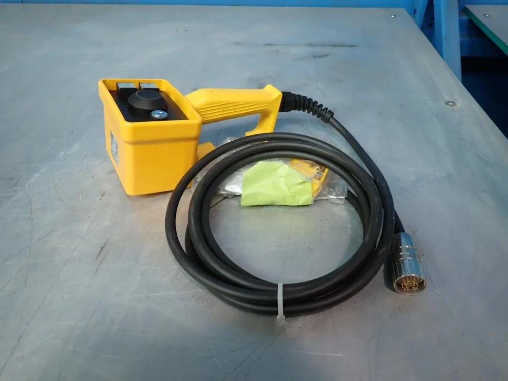 EUCHNER ZSB070904 ENABLING SWITCH 05190222220