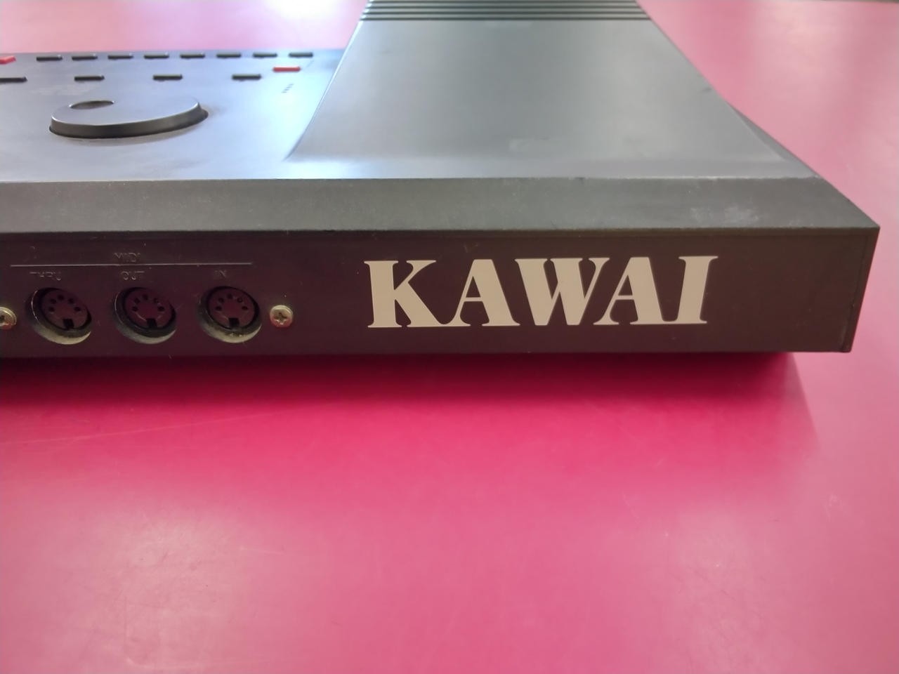 Junk KAWAI Q-80 Digital Midi Sequencer Floppy Sequencer Emulator Drive