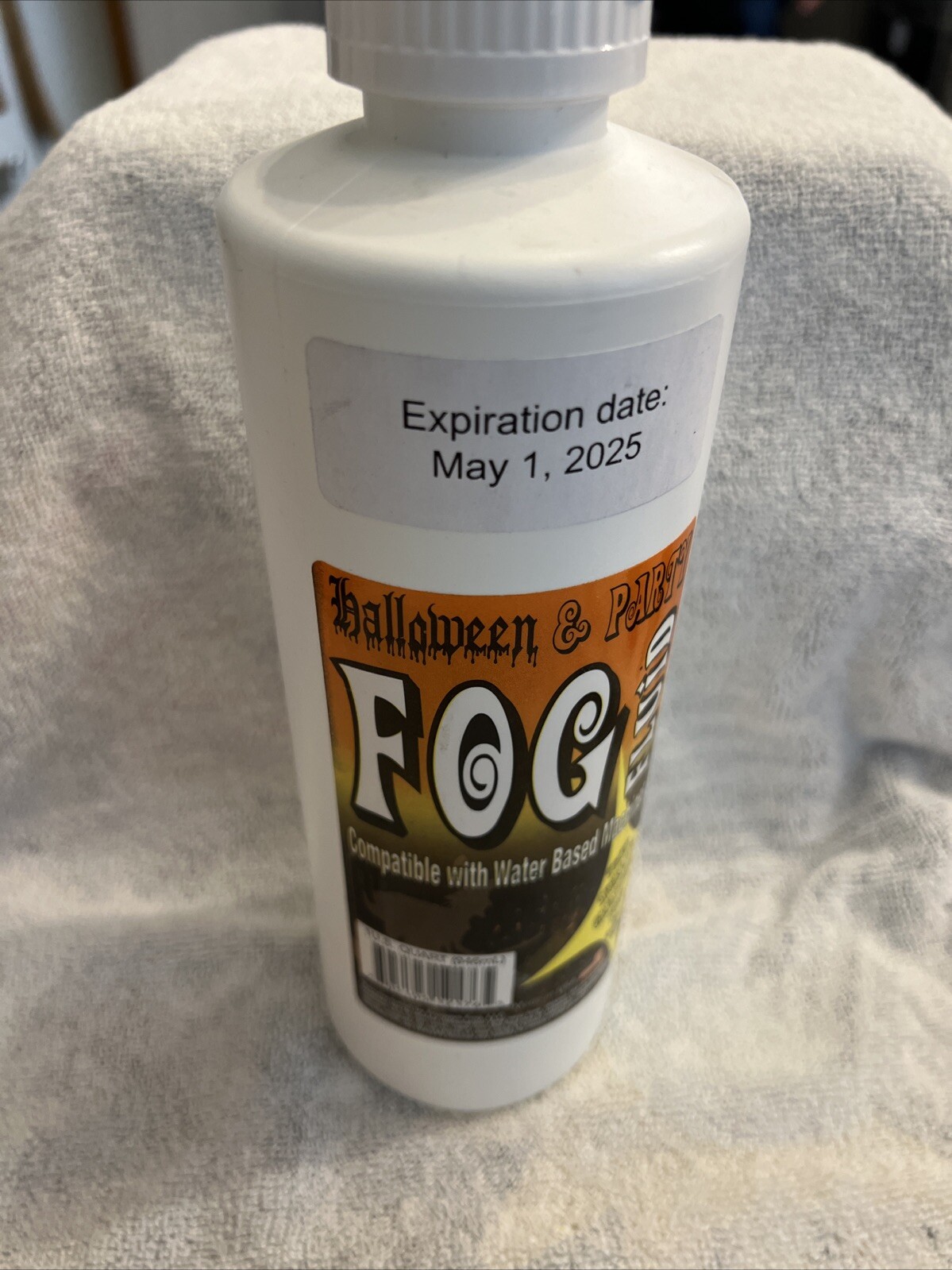 Froggy's Fog Halloween and Party Fog Fluid High Output Long-Lasting Fog Juice